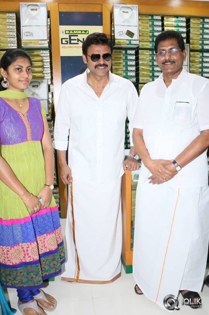 Venkatesh-Inaugurates-Ramraj-Cotton-Showroom